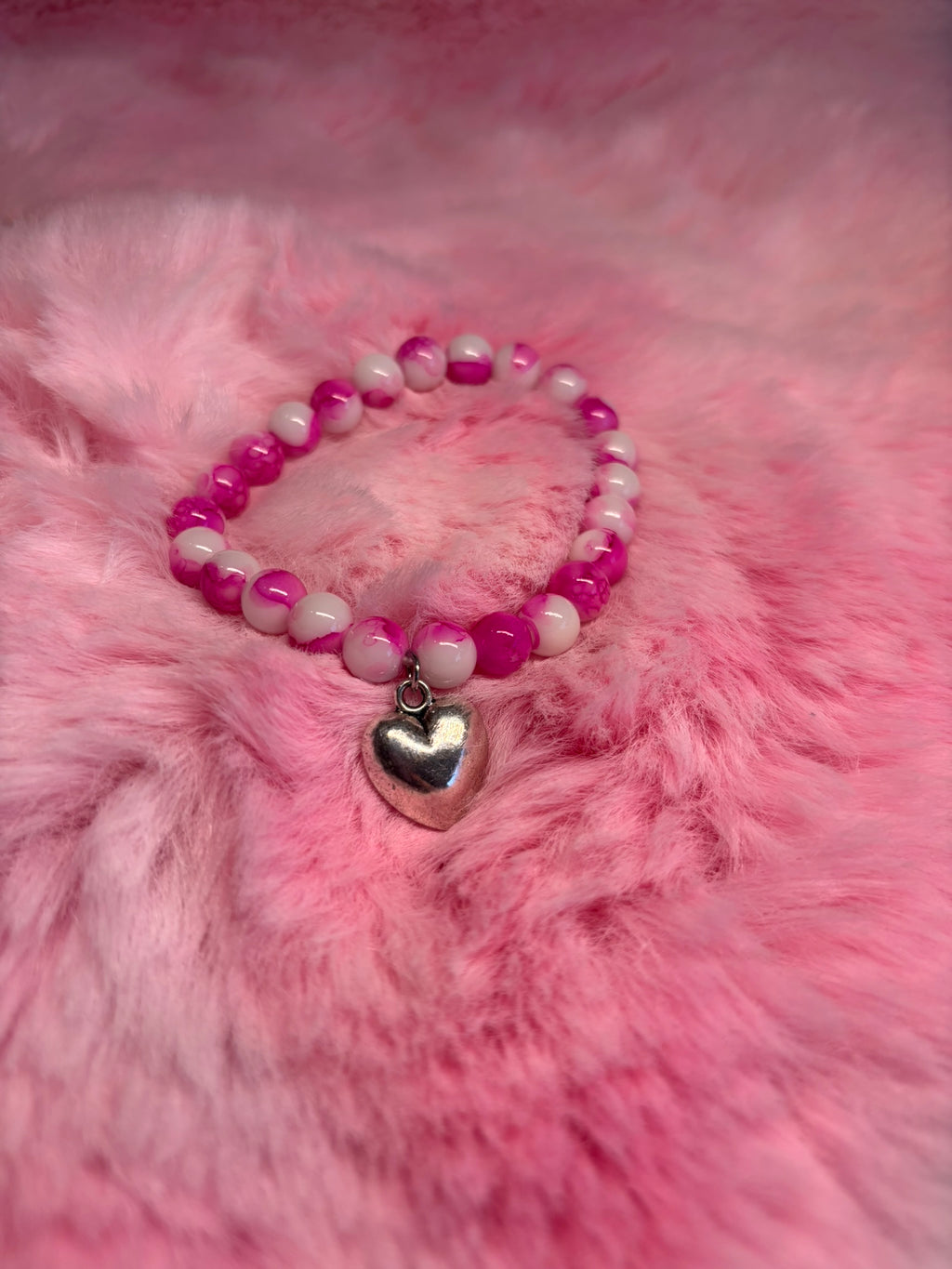Heart Charm Stretch Bracelet