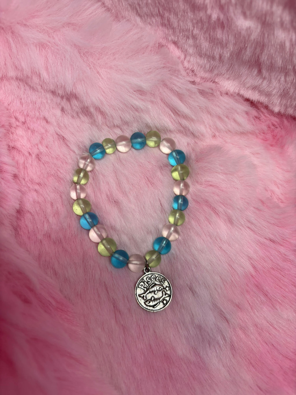 Pisces Charm Stretch Bracelet
