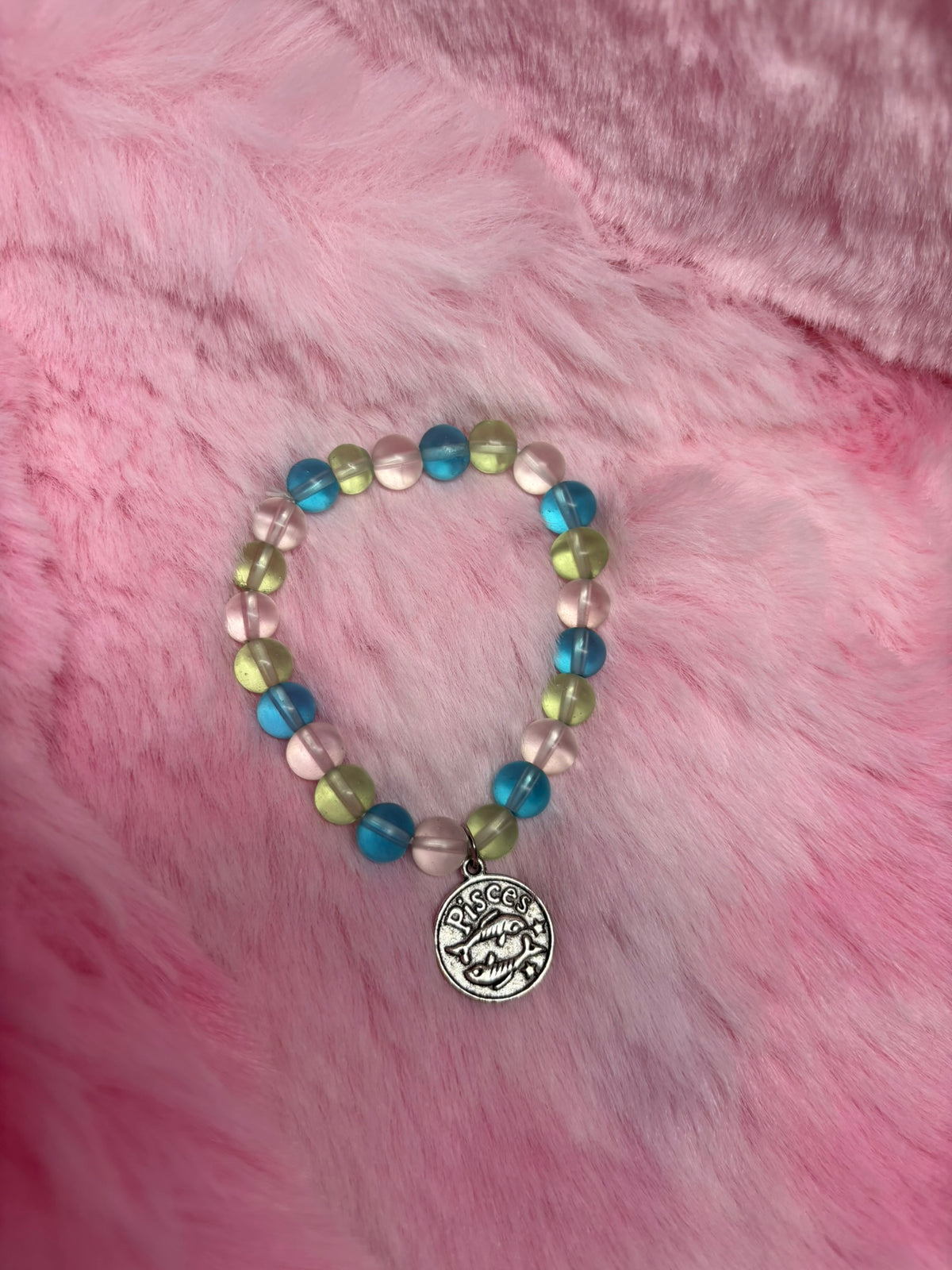 Pisces Charm Stretch Bracelet