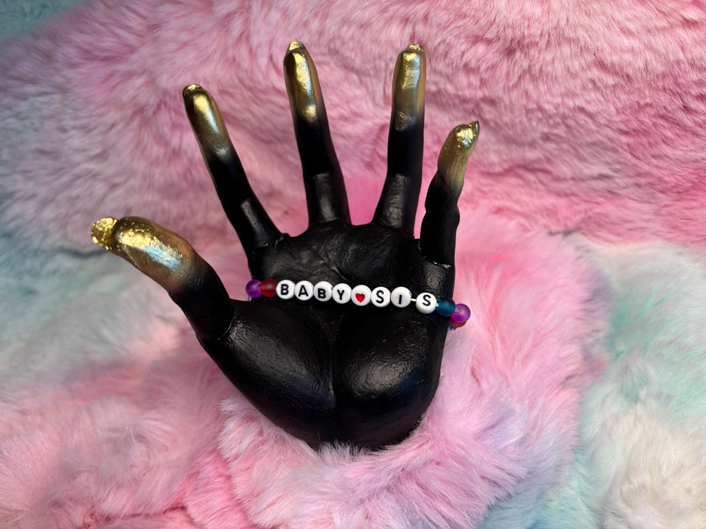 Sis Word stretch bracelet