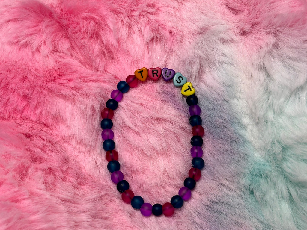 Trust Rainbow Heart Letter Beads Stretch Bracelet