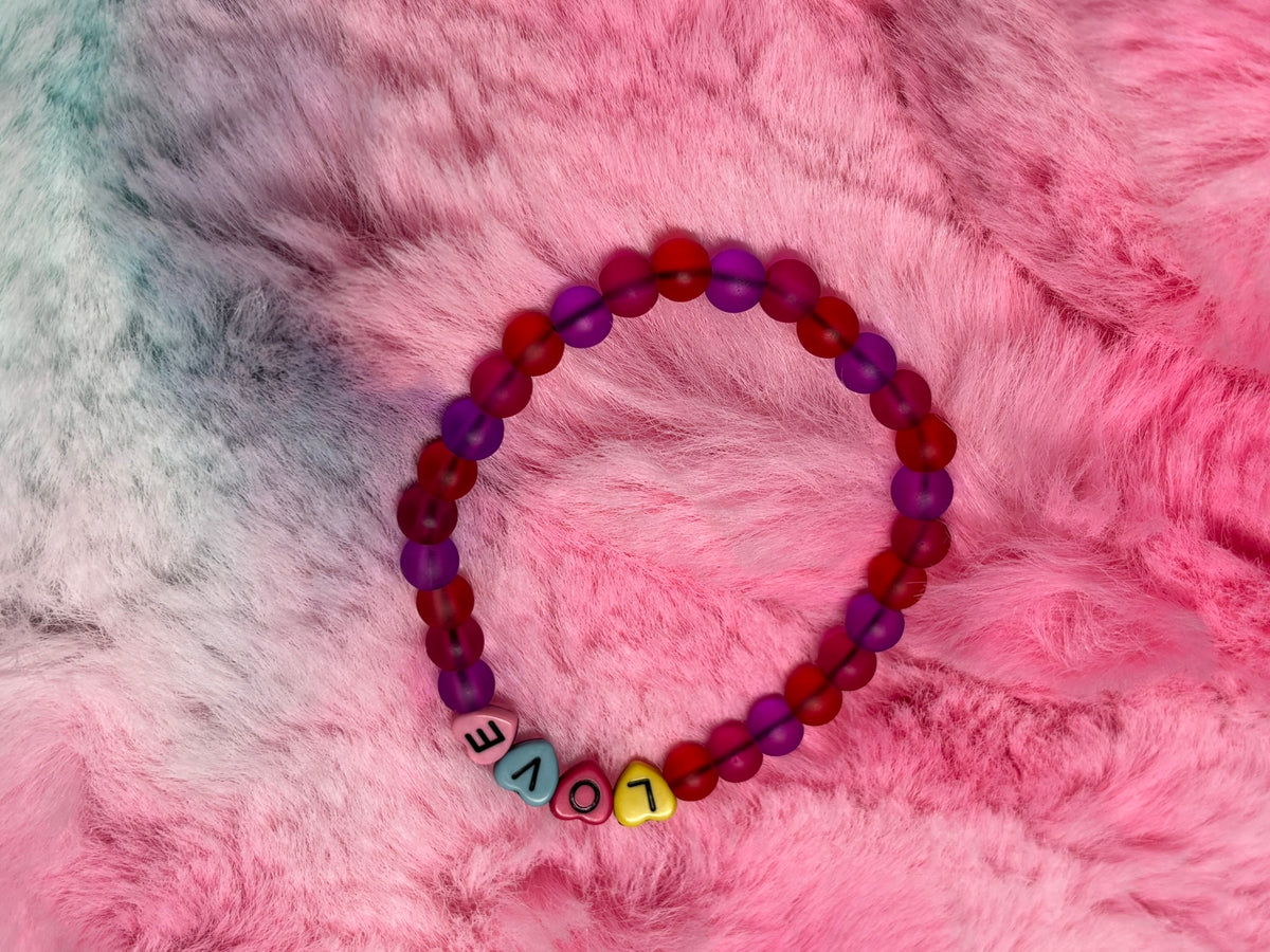 Love Rainbow Heart Letter Bead Stretch Bracelet.